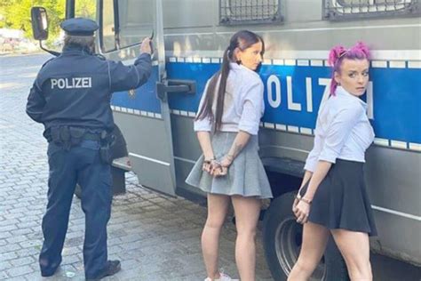 Deutsche polizistin nackt porn